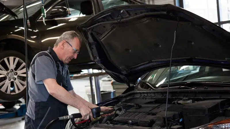 onderhoud mazda, onderhoud universeel, apk, nieuwe apk, motorolie, monteur, werkplaats, mazda onderhoud, maarssen, utrecht, onderhoud stichtsevecht